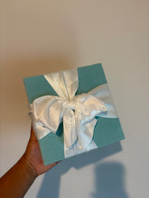 Load image into Gallery viewer, Baby Blue Mothers Day Set
